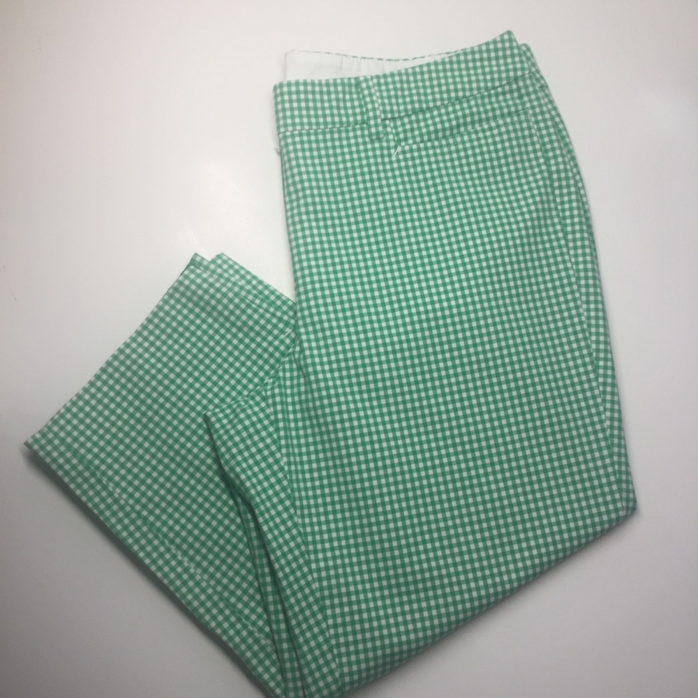 Talbots size 6P Perfect Skimmer cropped pants, capris